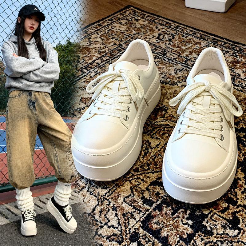 Fashion commuter retro heightening platform white shoes women's 2025 new autumn versatile lightweight casual sports shoes