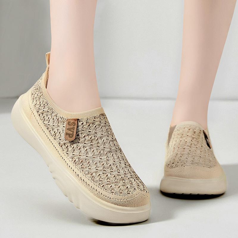 Shoes Women's Versatile Summer New Fly-woven Breathable Non-smelly Feet Casual Shoes Soft-soled Sports Shoes Mesh Breathable Women's Shoes
