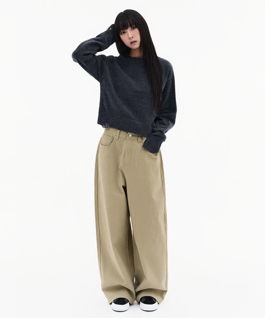 FILLUMINATE (W) Damaged Velvet Crop Knit - Ivory