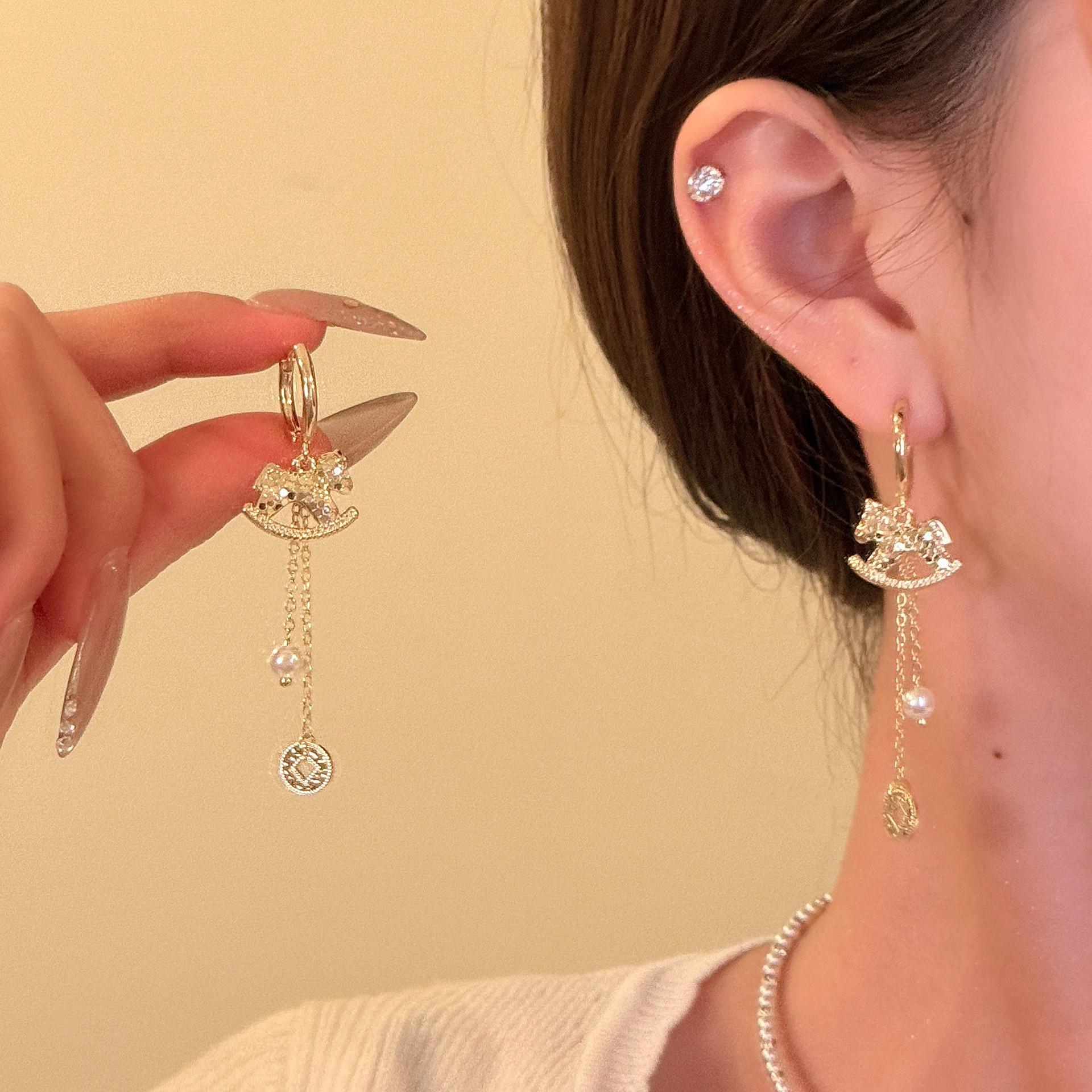 Benmingnian Horse Pearl Copper Coin Tassel Earrings