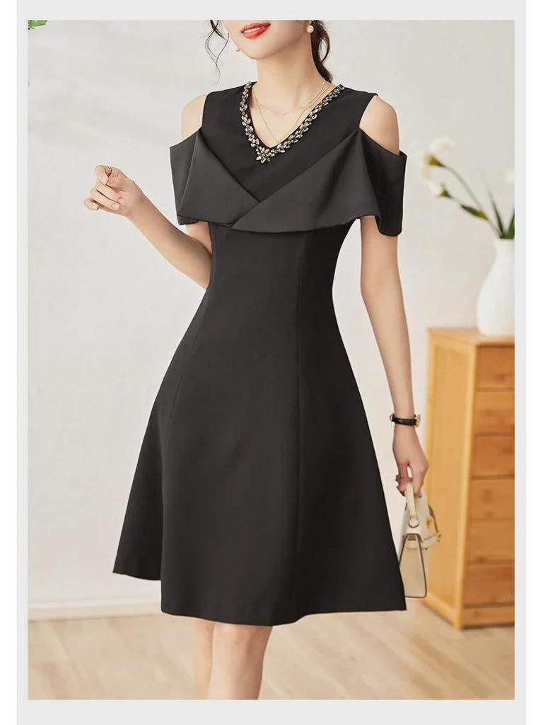 Nanyou Elegant Diamond V-Neck Off-Shoulder Slim Dress for Women