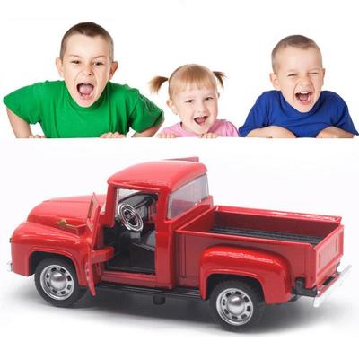 1/32 Red Metal Truck Toy Vintage Red Mini Desktop Decoration Kids Children's Christmas New Year Toy Gifts Home Office Decoration