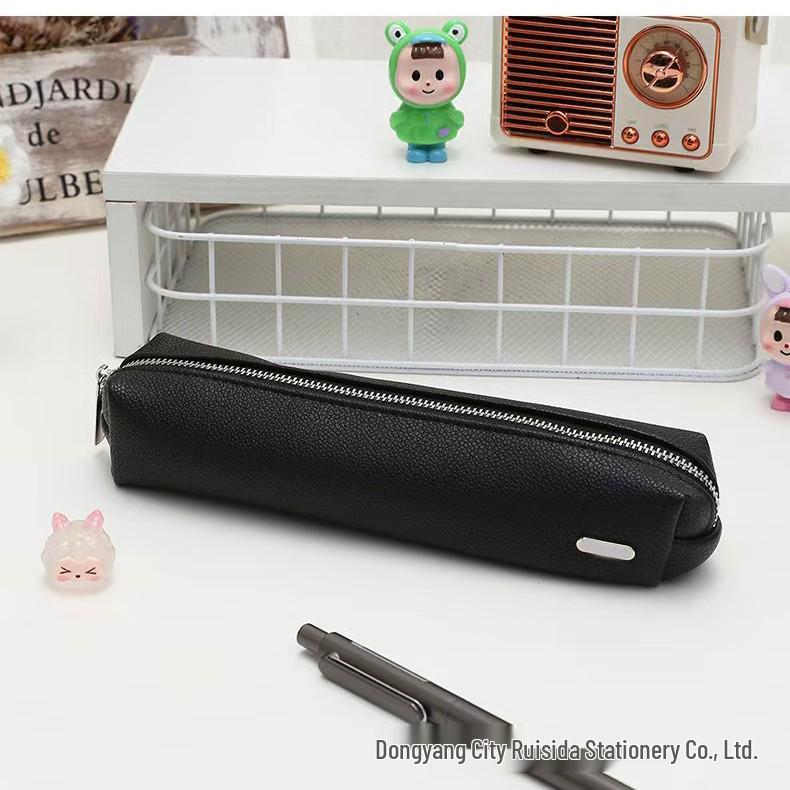 

Exquisite Solid Color PU Leather Pencil Case - Portable and Stylish Storage Bag чёрный