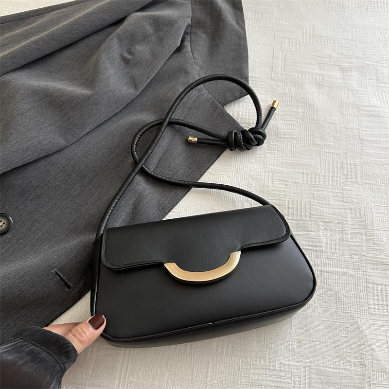 

Модная и стильная летняя сумка через плечо для женщин в шикарных цветах, идеально подходит для повседневных прогулок чёрный