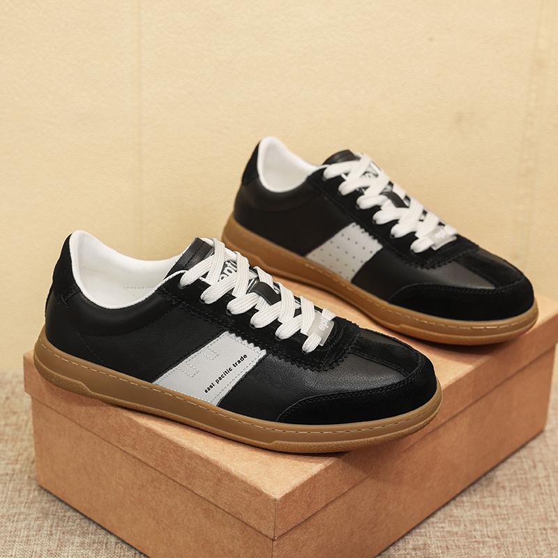 Модные стильные кроссовки на шнуровке — фото 5