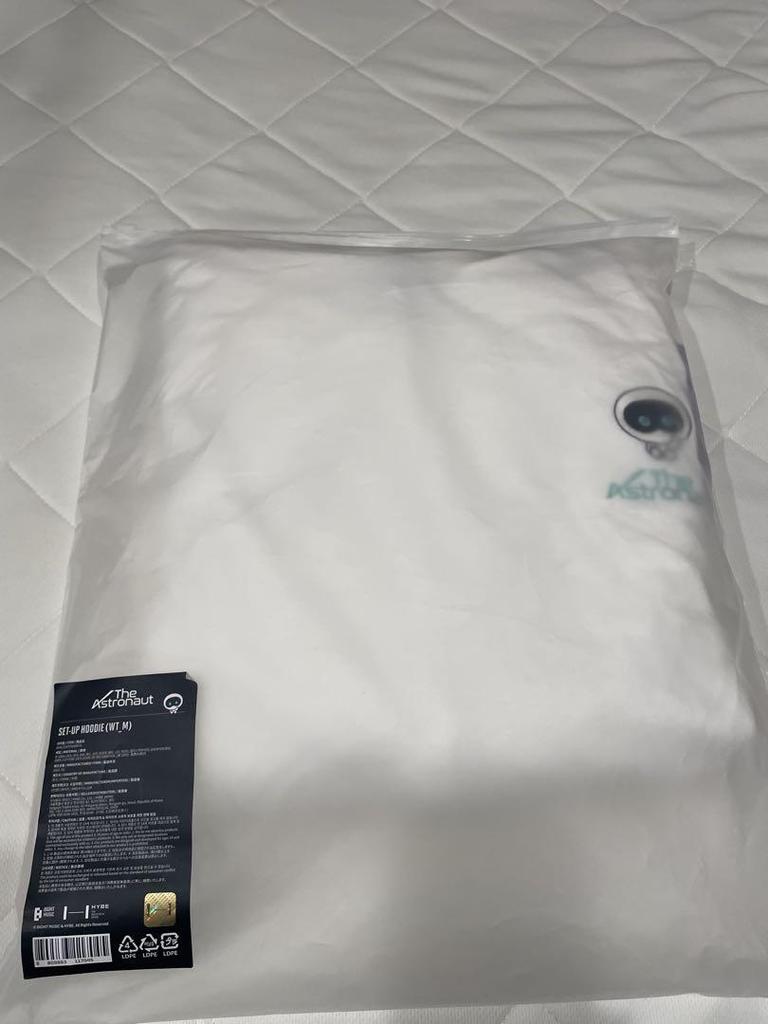 [USED] BTS The Astronaut Wootteo Hoodie Set