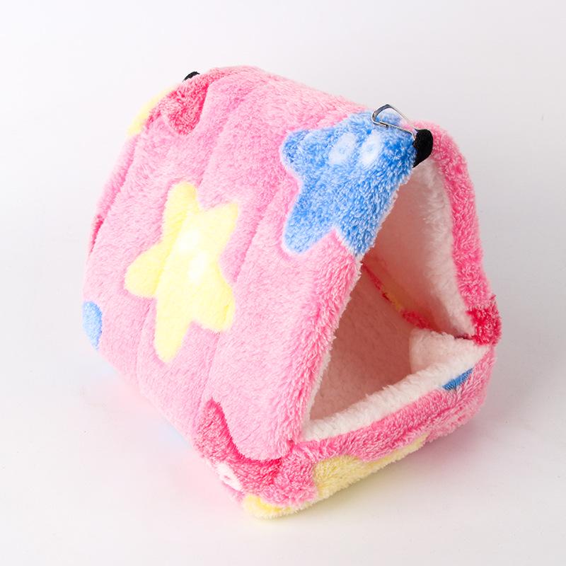 Golden Bear Cotton Nest: Cozy Winter Sleeping Bag for Small Pets Pink Starfish