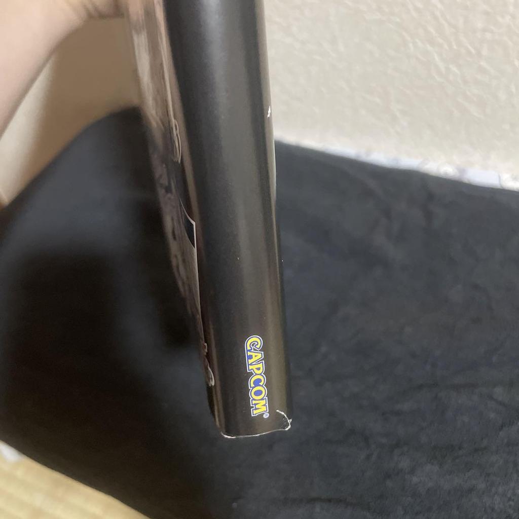 [USED] Devil May Cry Art Book