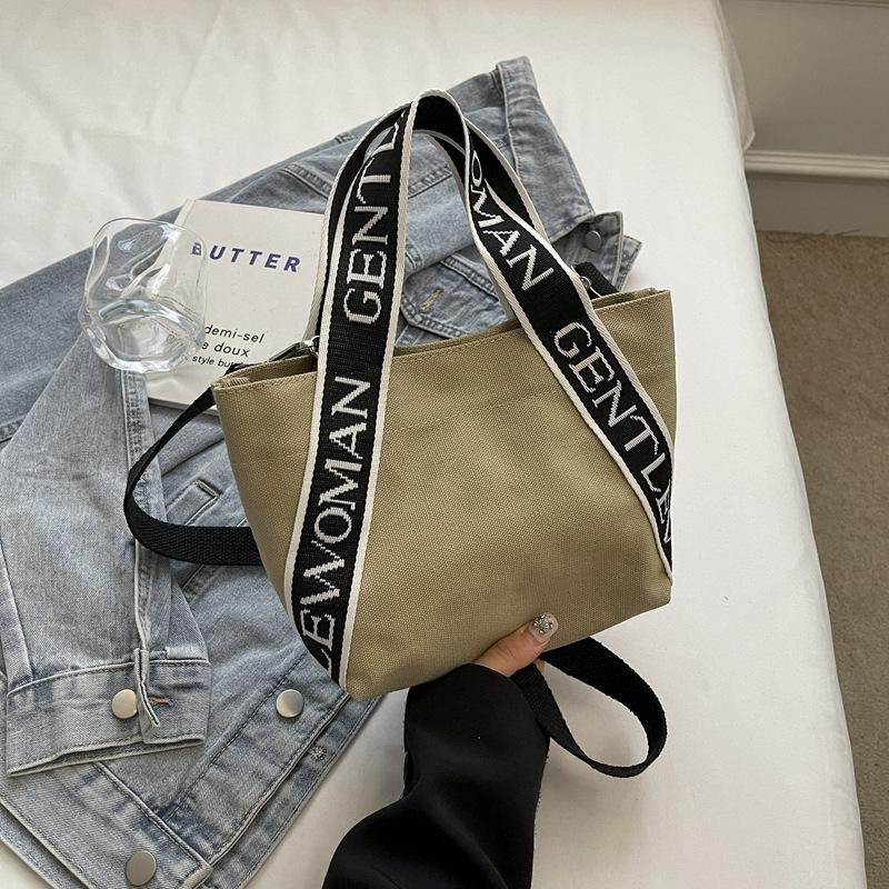 Casual alphabet canvas bag women's 2025 summer new shoulder bag trendy versatile student class tote bag