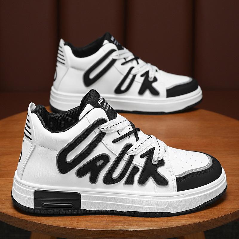 

Весенняя мужская обувь. Дышащие туфли с высоким берцем. Мужская модная универсальная маленькая белая обувь. Спортивная повседневная обувь в академическом стиле.