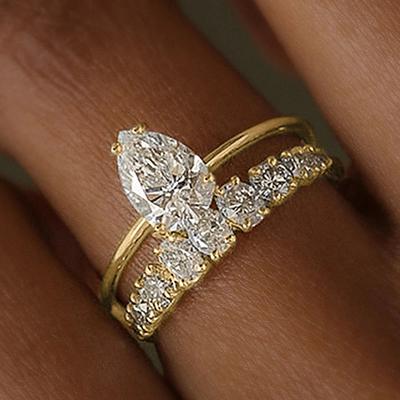 Nobile Set di 2 Anelli per Donna Splendido Brillante a Forma di Pera Zirconia Cubica Accessori Charms Set di Gioielli da Matrimonio Eterno