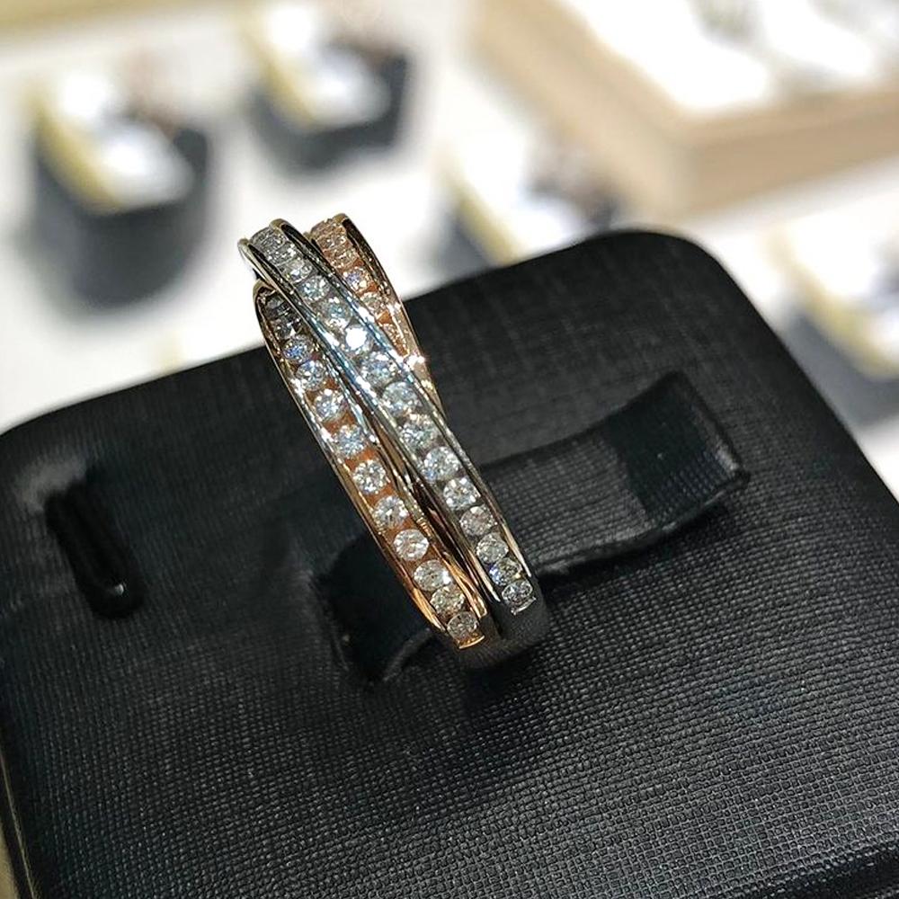 Huitan Fancy Cross Design Wedding Rings for Women Luxury Inlaid Shiny CZ Two Tone Creative Lady Finger Rings New Fashion Jewelry