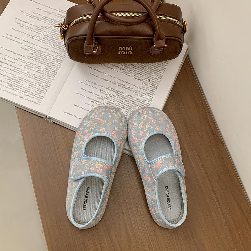 

Retro literary Doudou shoes women s 2025 new spring and summer Velcro small floral Mary Jane sweet flat slippers 40