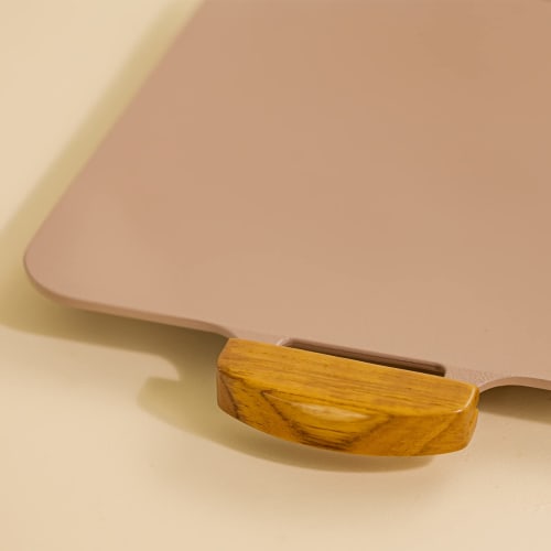 Dr.HOWS Solid Grill Pan, Yakiniku Plate for Home Camping and Samgyeopsal [Officially Sold In Japan] (Nude Pink), Square