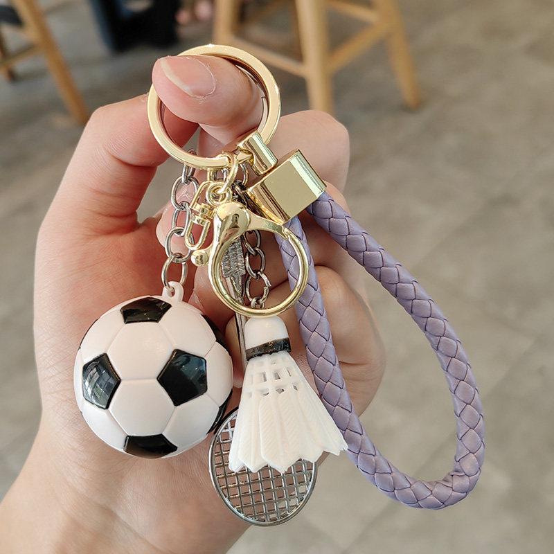 Exquisite Badminton Keychain: Creative Sports Gift for Boys, Girls, Couples - Pendant Ornament Keyring.