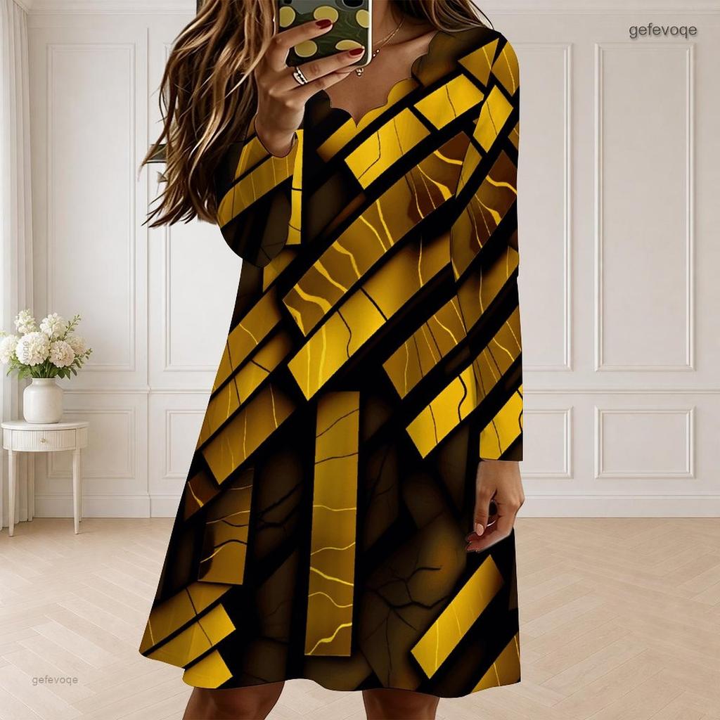 Women Plus Size Scalloped V Neck Long Sleeve Black Printed Dress