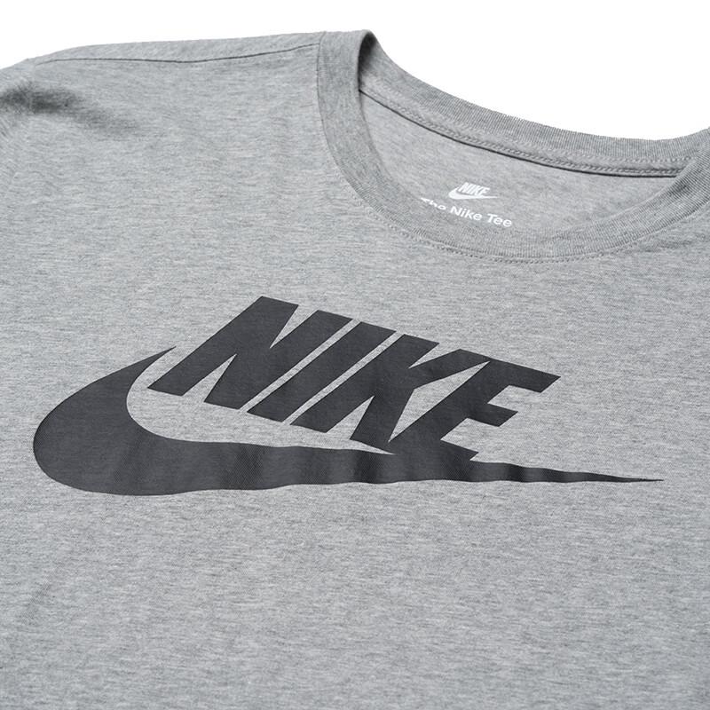 Nike Men's Gray Crew Neck T-Shirt