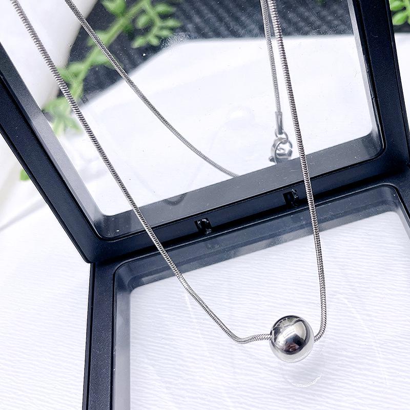 Elegant Titanium Steel Clavicle Chain Necklace with Round Ball Pendant - Fashionable Choker for Versatile Style