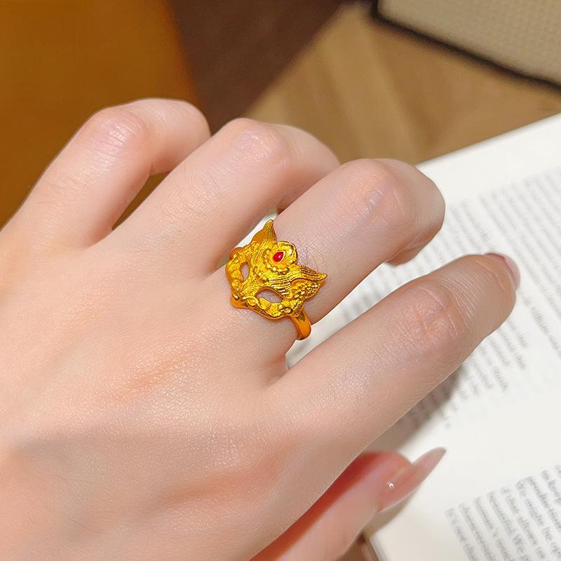 Gold-Plated Fox Mask Ring for Women - Luxurious, Niche, High-End Accessory