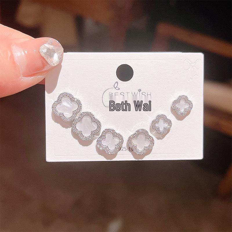 

Серьги-пусеты «Четырехлистный клевер» с перламутром и иглой из серебра 925 пробы - Изысканный корейский стиль