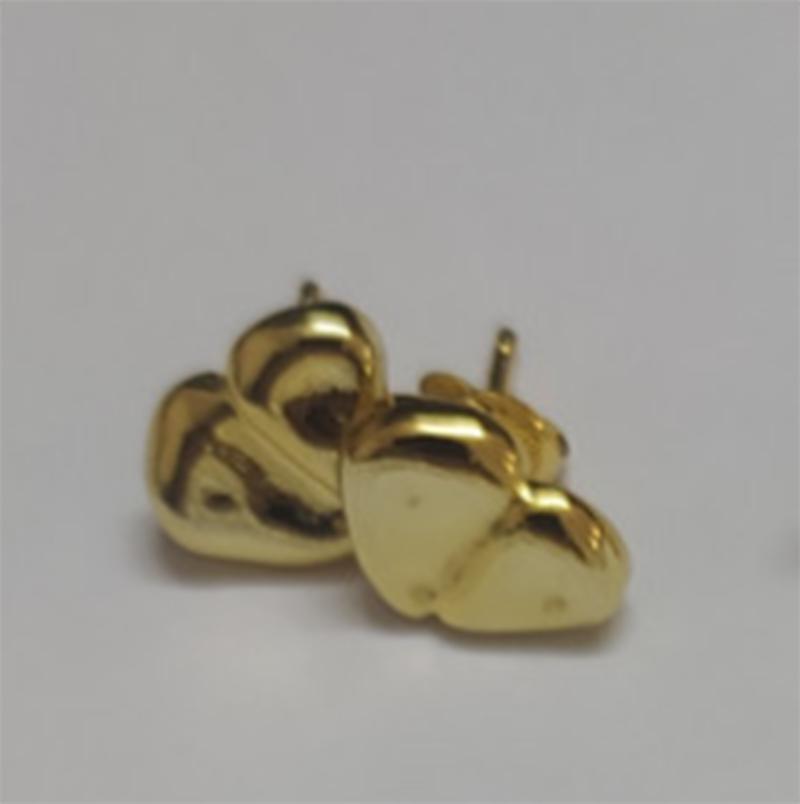 2026 summer new best-selling fashionable heart-shaped earrings, suitable for casual and fashionable matching