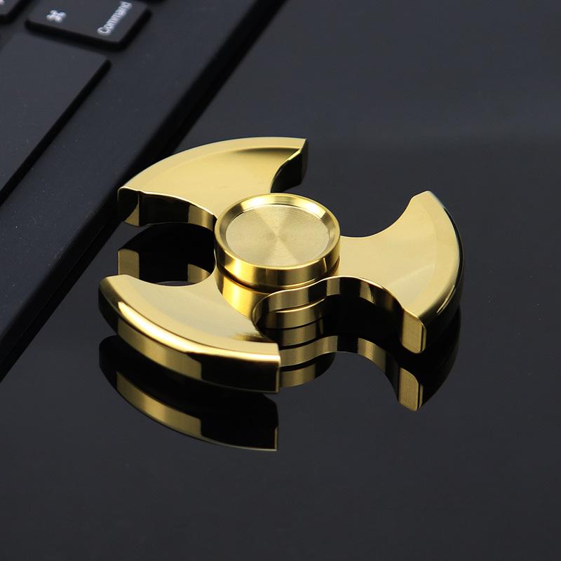 

Stainless Steel Battle Axe Fidget Spinner with Colorful R188S Bearing Rotation Includes Zippered Leather Case