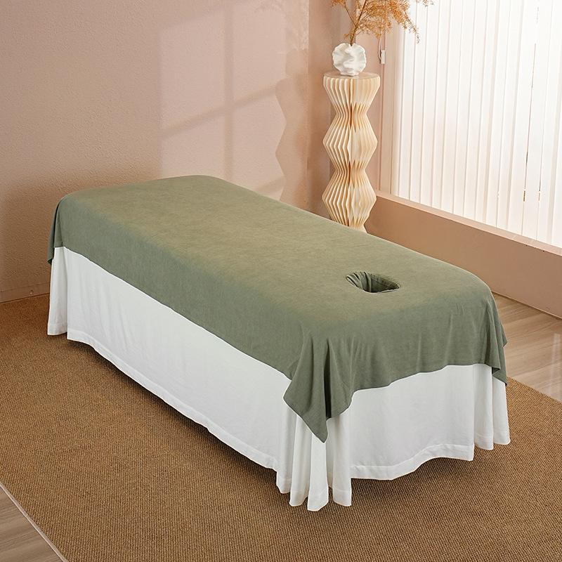 High-End Dustproof Massage Therapy Sheet with Face Hole Cover, Customizable Logo
