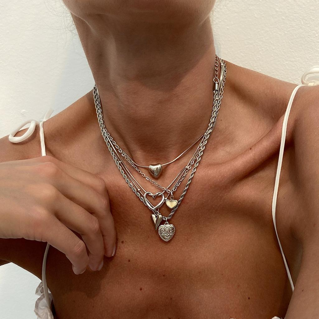Sweet Cool Wind Love Necklace Clavicle Chain, Design Sense Metal Twist Chain Stacked Necklace Women