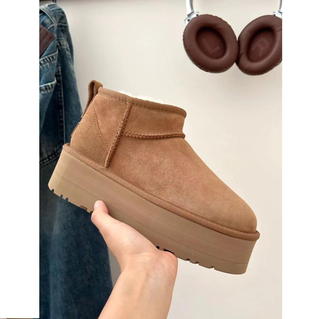 Thick-soled snow boots for women 2025 new winter fur integrated short tube snow cotton piled and thickened outer wear cotton shoes for women