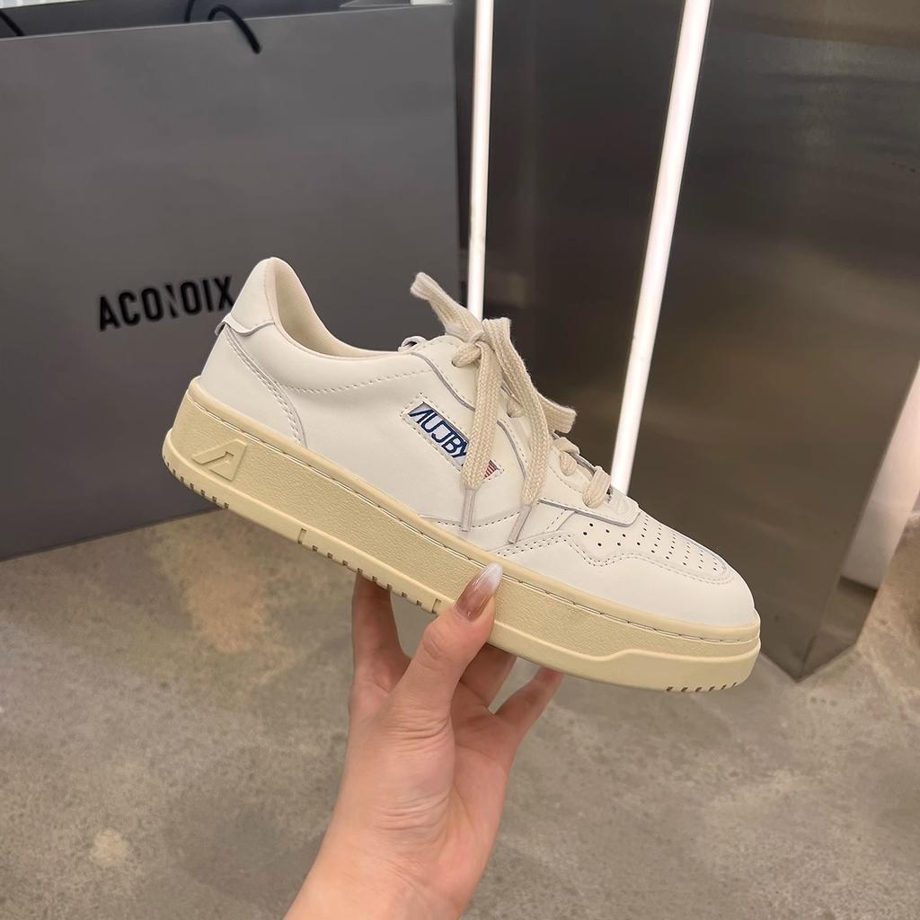 Leather platform white shoes women's 2025 new Korean niche versatile sports and leisure shoes retro ins tide board shoes