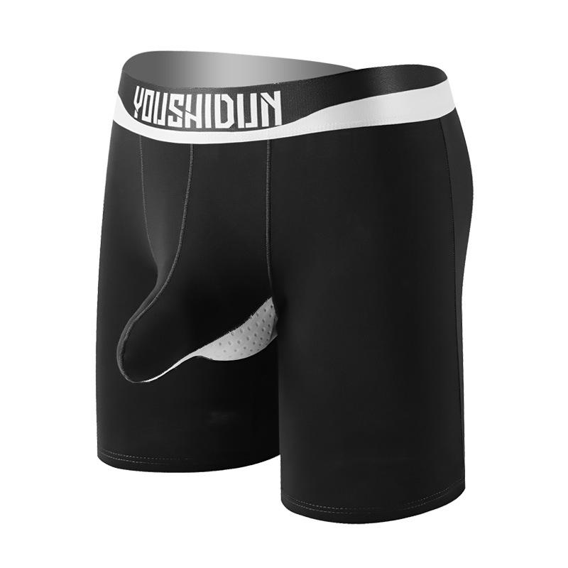 Men's Cotton Mid-Waist Breathable Briefs with Gun Egg Separation, Available in All Seasons.
