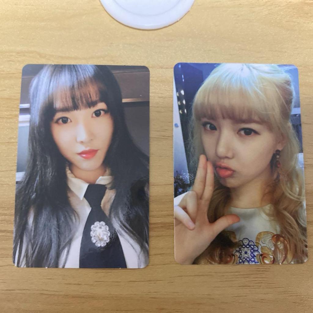 [USED] GFRIEND YOJACHING FINGERTIP Album with Trading Card