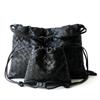 Borsa a tracolla intrecciata in vera pelle di agnello da donna, morbida, quadrata, con coulisse