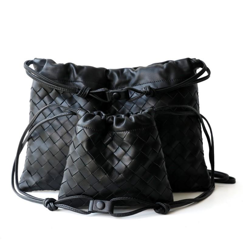 Borsa a tracolla intrecciata in vera pelle di agnello da donna, morbida, quadrata, con coulisse