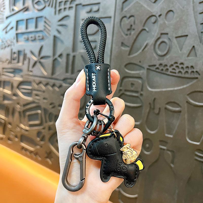 New Fashionable Leather Woven Rope, Money Soon, Keychain Cartoon Cute Car Key Chain Bag Pendant Wholesale