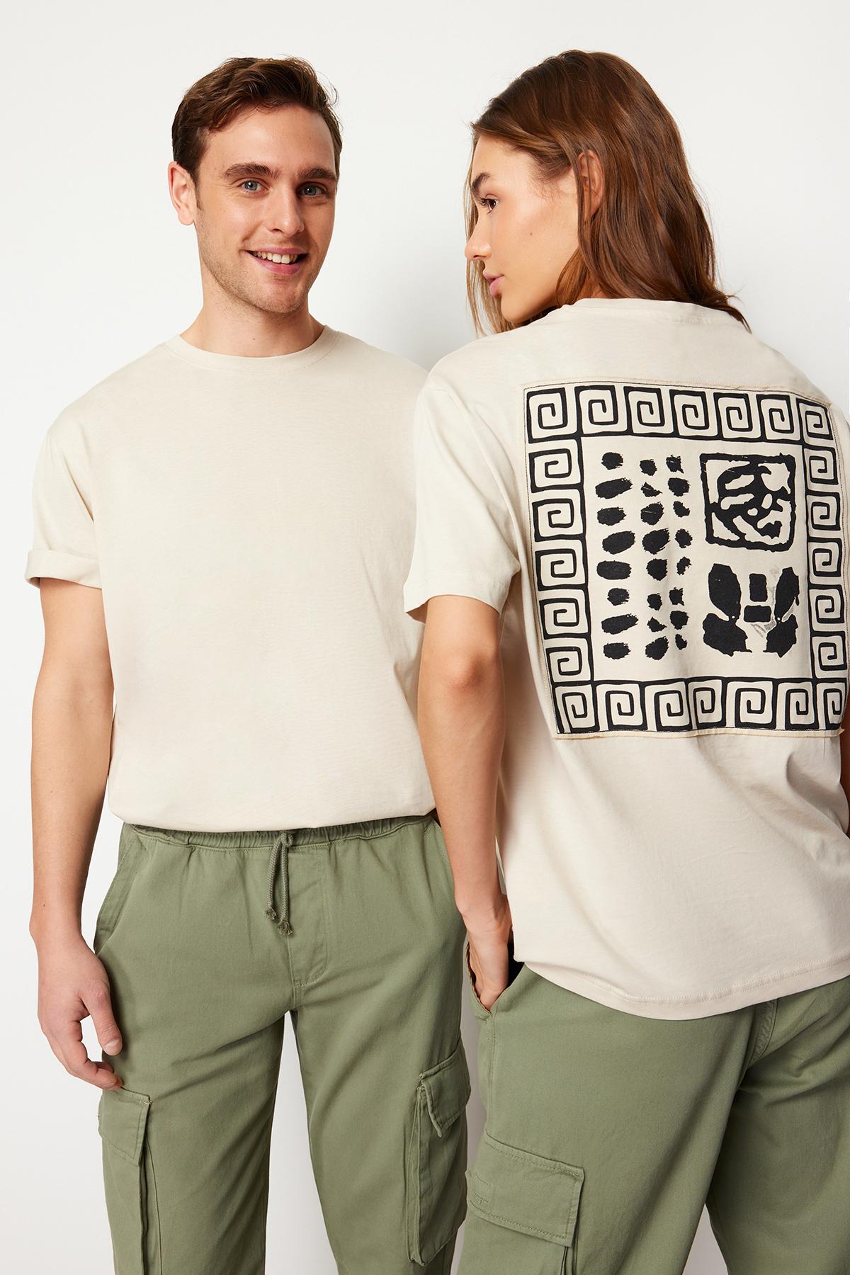 

Men s Fashion New T-Shirt Stone Relaxed Comfortable Cut Back Patch Detailed Printed 100% Cotton T-shirt M