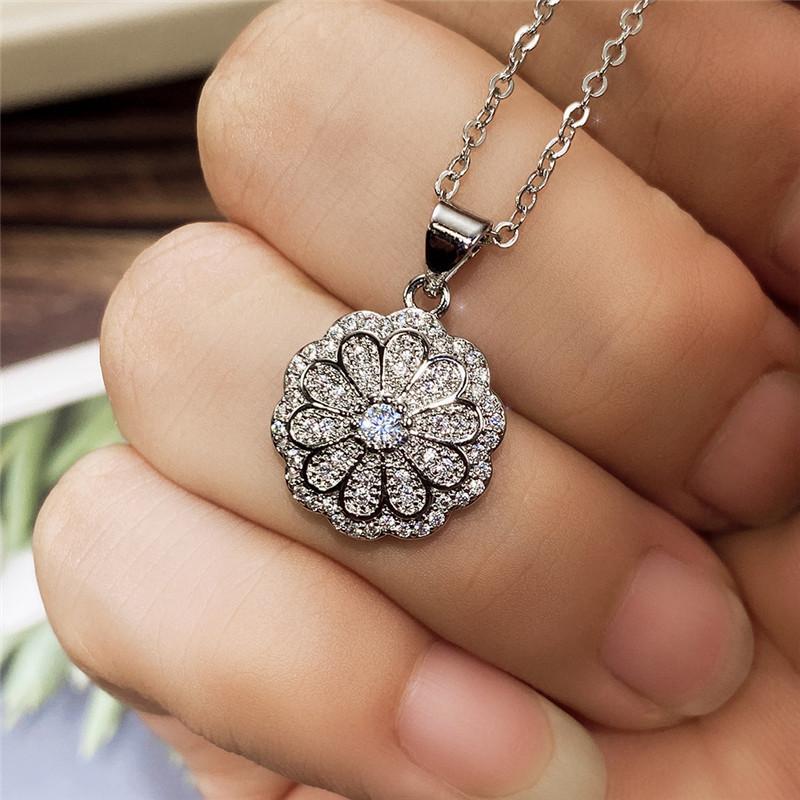 Huitan Fashion Fresh Style Flower Necklace for Women Luxury AAA Cubic Zirconia Romantic Bride Wedding Accessories Fancy Jewelry