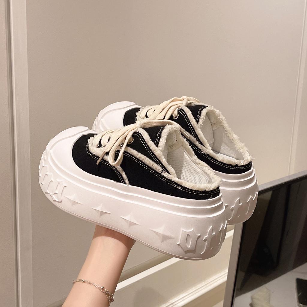 2025 spring and summer Korean version breathable muffin bottom trendy bag head board shoes daily Internet celebrities new thick sole heightening