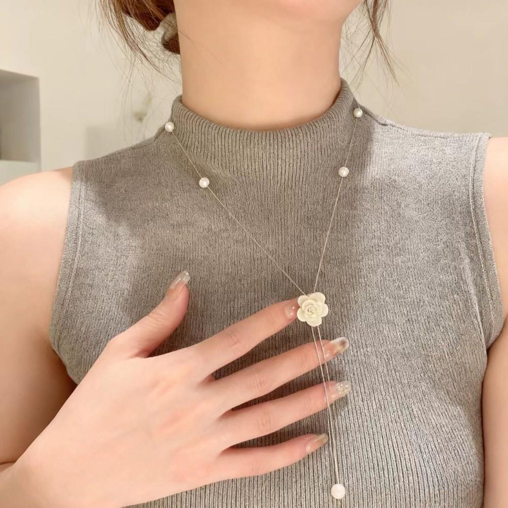 Metal Chain Butterfly Necklace Flower Tassel Collarbone Chain Simple Pearl Choker  Gift