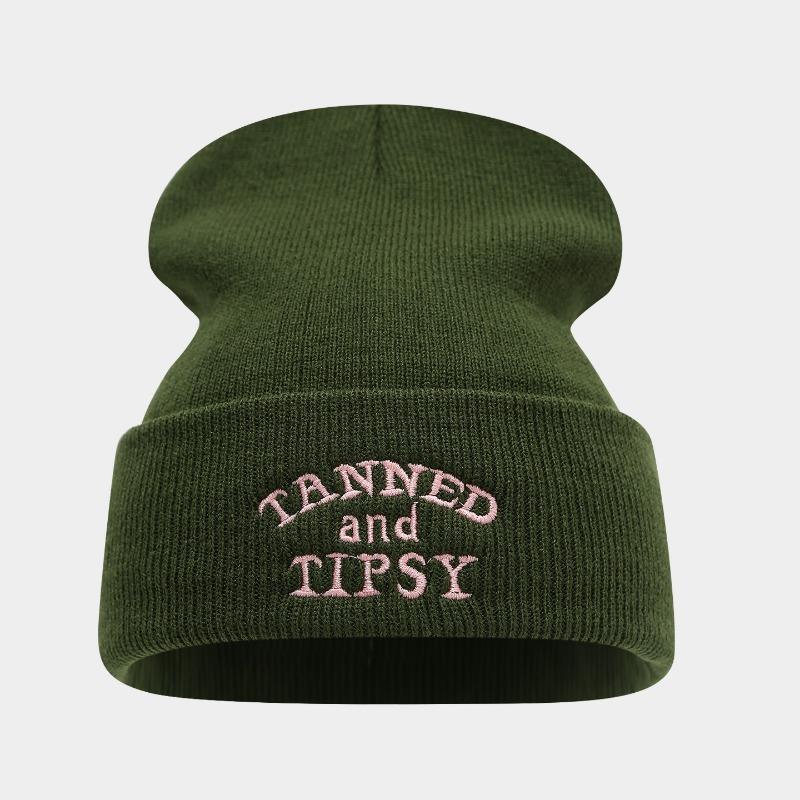 

Autumn new simple letter embroidery knitted hat fashion men and women street pile wool hat warm cold hat average size