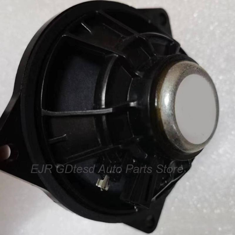 Suitable for Tesla Accessory Model 3 / Model Y New Body Small Horn Speaker 1079742-00-A