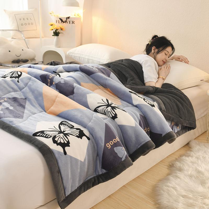Thick Warm Milk Velvet Winter Blanket for Bed Large Faux Lambswool Weighted Blanket Cartoon Double Sided Plush Quilted Comforter
