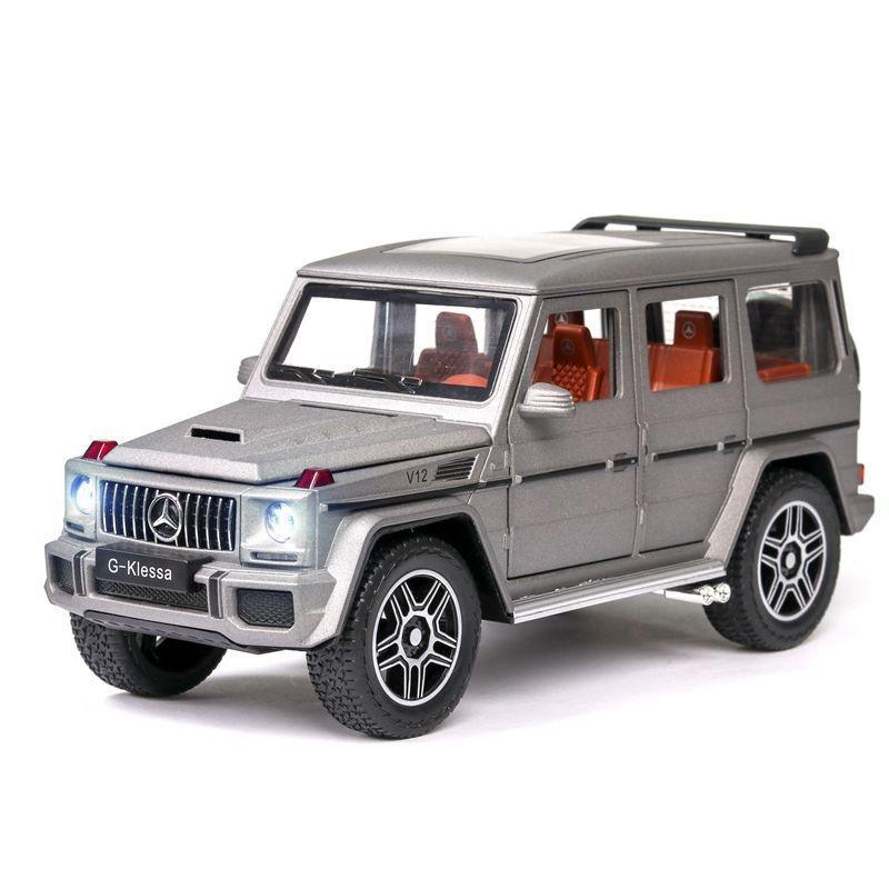 Simulation Alloy Mercedes Benz Off Road Vehicle Model Toy With Lighting Function