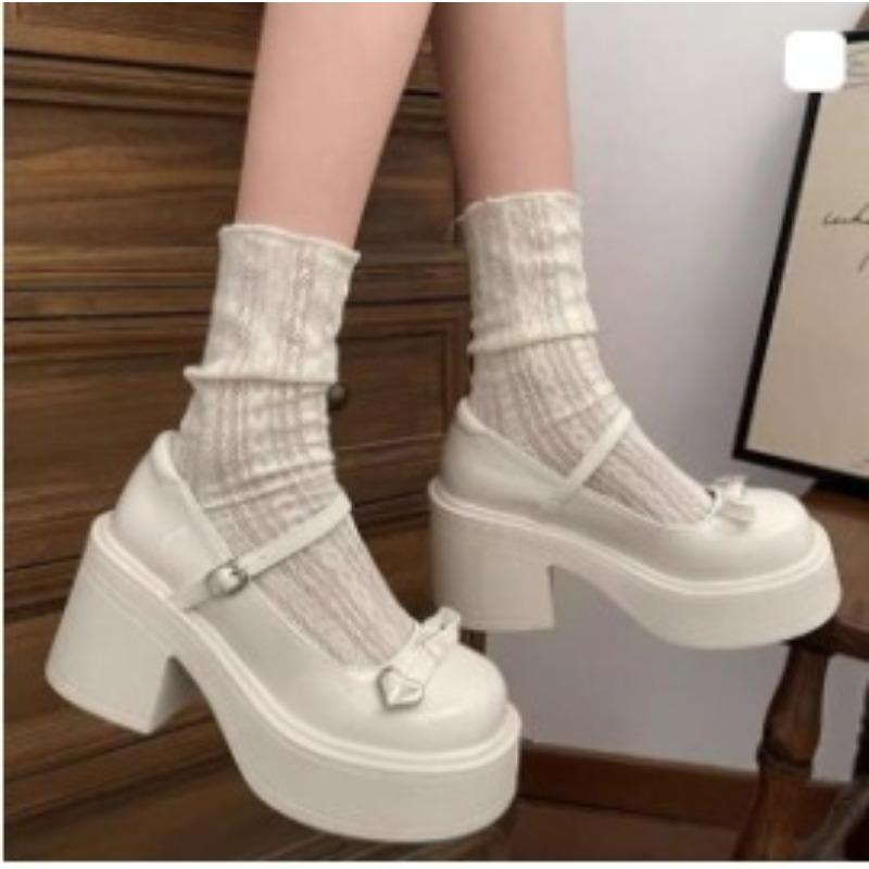 Black thick heel women's new summer skirt single shoes retro shallow mouth Mary Jane single shoes