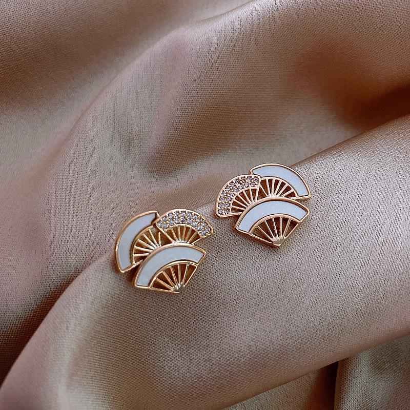 Diamond Fan-Shaped Ginkgo Biloba Stud Earrings Temperament Earrings Women'S Fashion Earrings