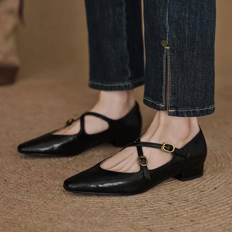 New Casual Black Single Shoes Women's Comfortable Leather Small Leather Shoes Women's Beef Tendon Soles Large Size Foot Cover Low Heel Women's Shoe