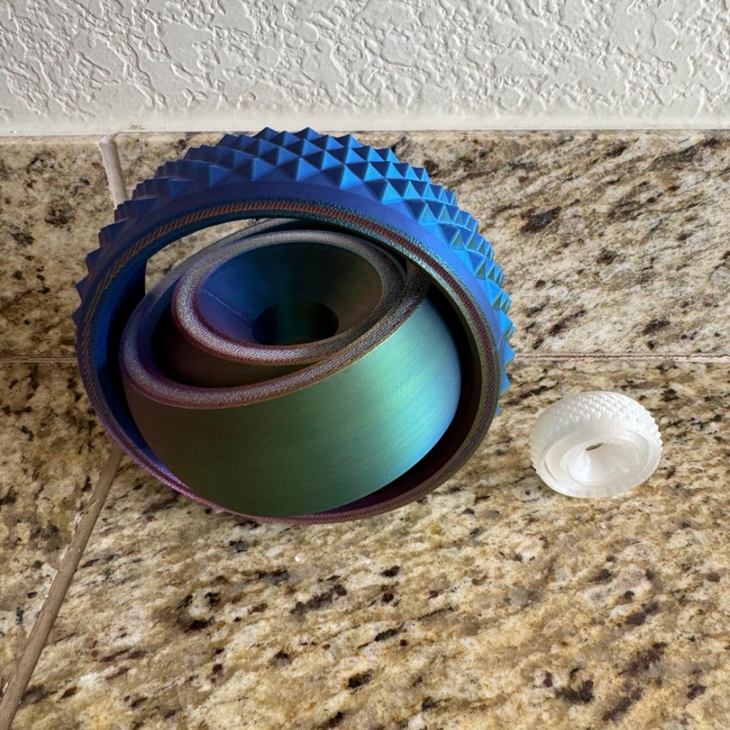 Non-Toxic New 3D Printed Rotating Ball Toy O-Shaped Universal Fingertip Gyroscope Gravity Rotation Anxiety Relief Decompression Cool Toy