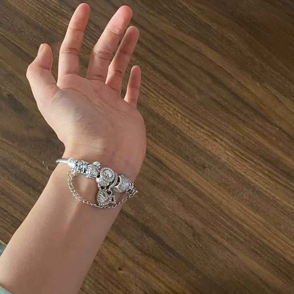 Catena Mano Cupido a Forma di Cuore con Acciaio Inossidabile e Galvanica per Donne Idee Regalo