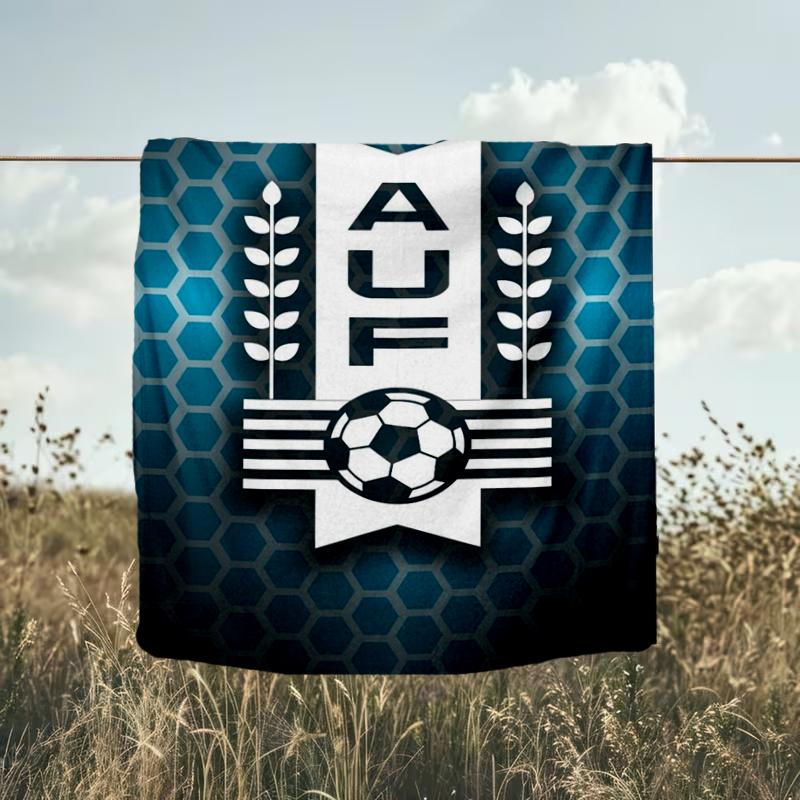 1pz Coperta morbida in flanella stampata con bandiera del football nazionale dell'Uruguay per camera da letto adulta, soggiorno, divano, campeggio, viaggi, regali per tifosi, regali di Natale