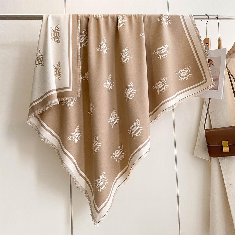 Korean Version Of Bee Fashion Double-Sided Large Square Scarf, Scarf, Women'S Outer Cloak, Thickened Cloak, Windproof And Cold Women